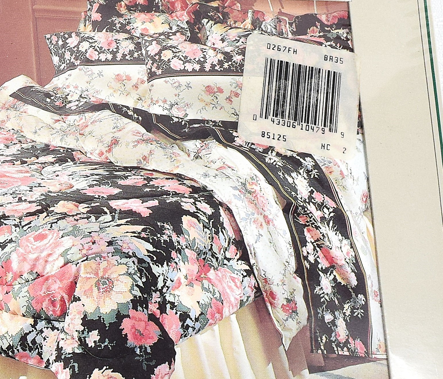 VTG New Deadstock  Cannon Twin Size Bed Sheet Set Navy Blue and White Floral