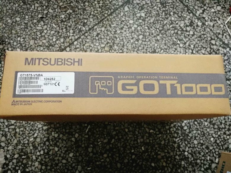 MITSUBISHI HMI GT1575-VNBA Panel GT1575VNBA New In Box Expedited Shipping