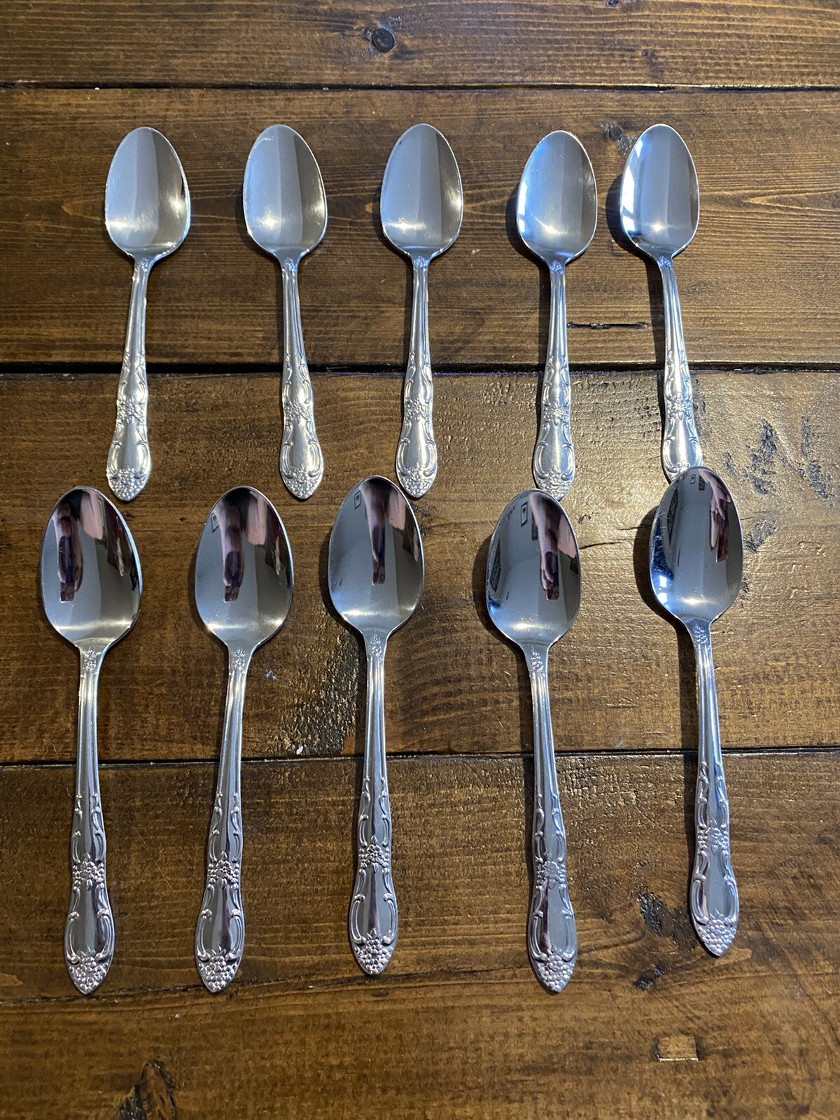10 pcs Oneida Oneidacraft Venus  Teaspoons Stainless Steel Scrolls & Flowers