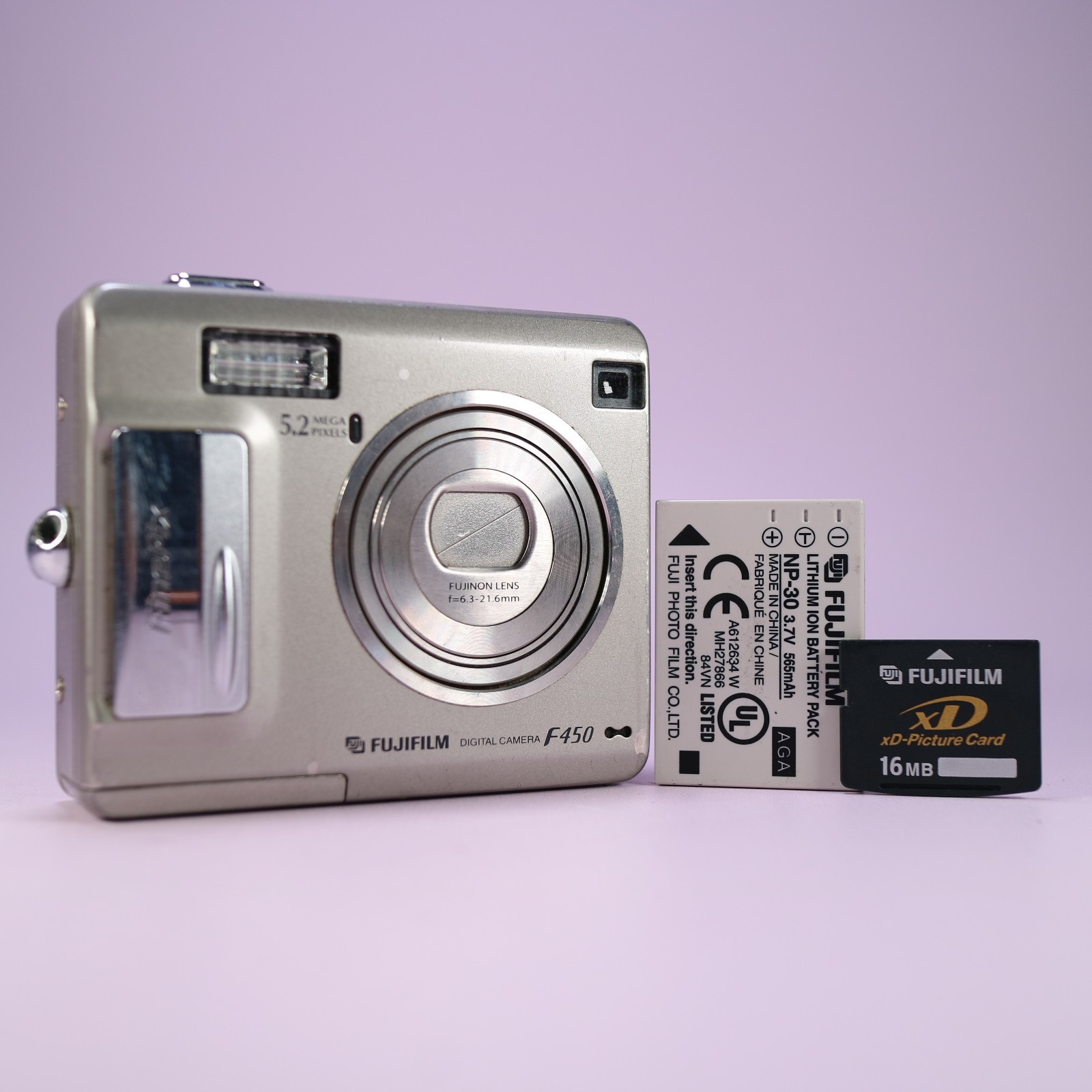 Fujifilm Digital Camera FinePix F450 5.2MP Silver Tested With xD Card