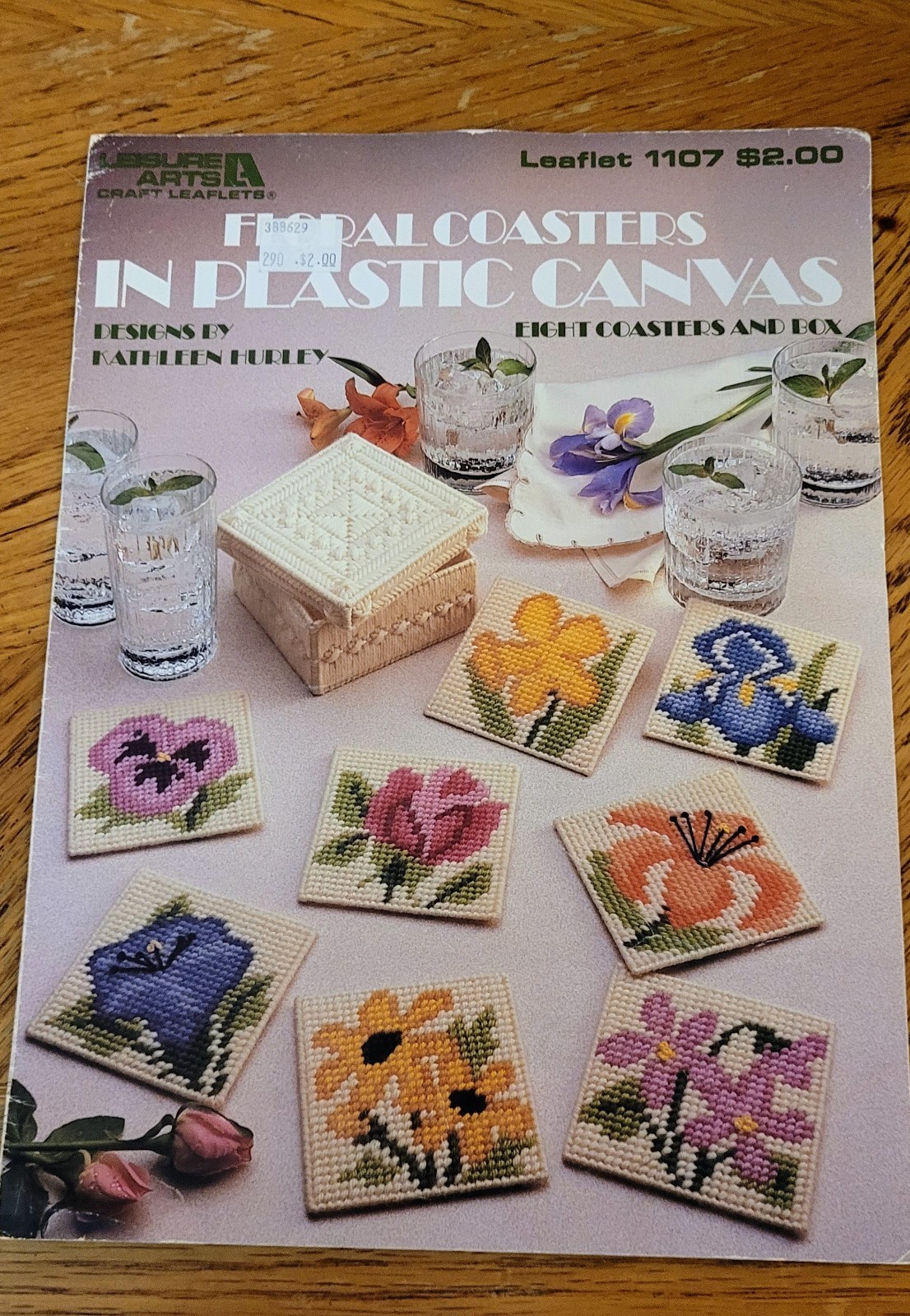8 Floral Coasters In Plastic Canvas & Box Leisure Arts Leaflet Vtg 1987 #1107