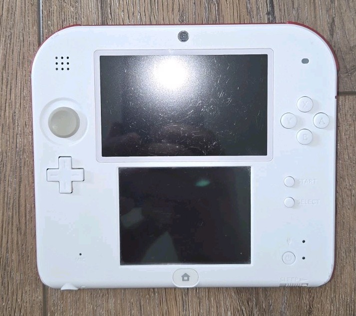 Nintendo 2DS Console Bundle w/ Games, Hard Case & Micro USB Charging Cable