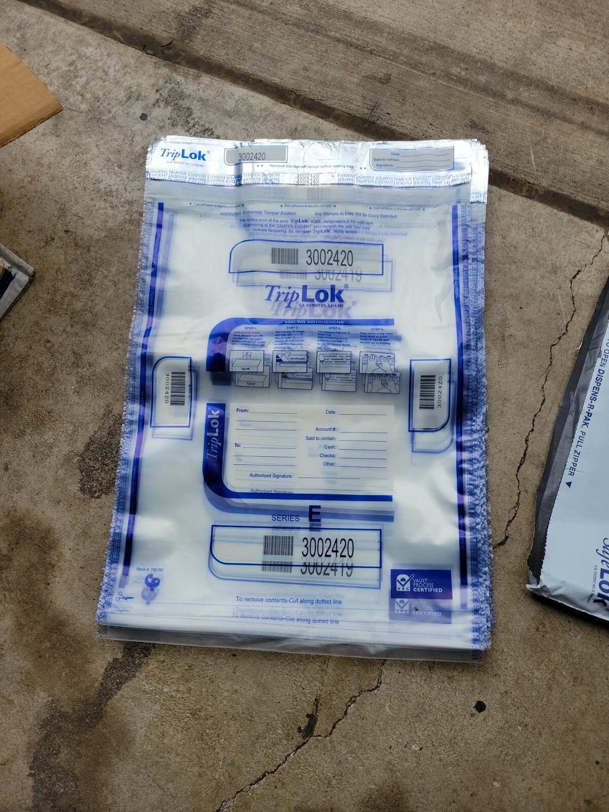 NEW Box Of 198 15x20" Tamper-Evident Deposit Bags Clear Plastic Bank Cash