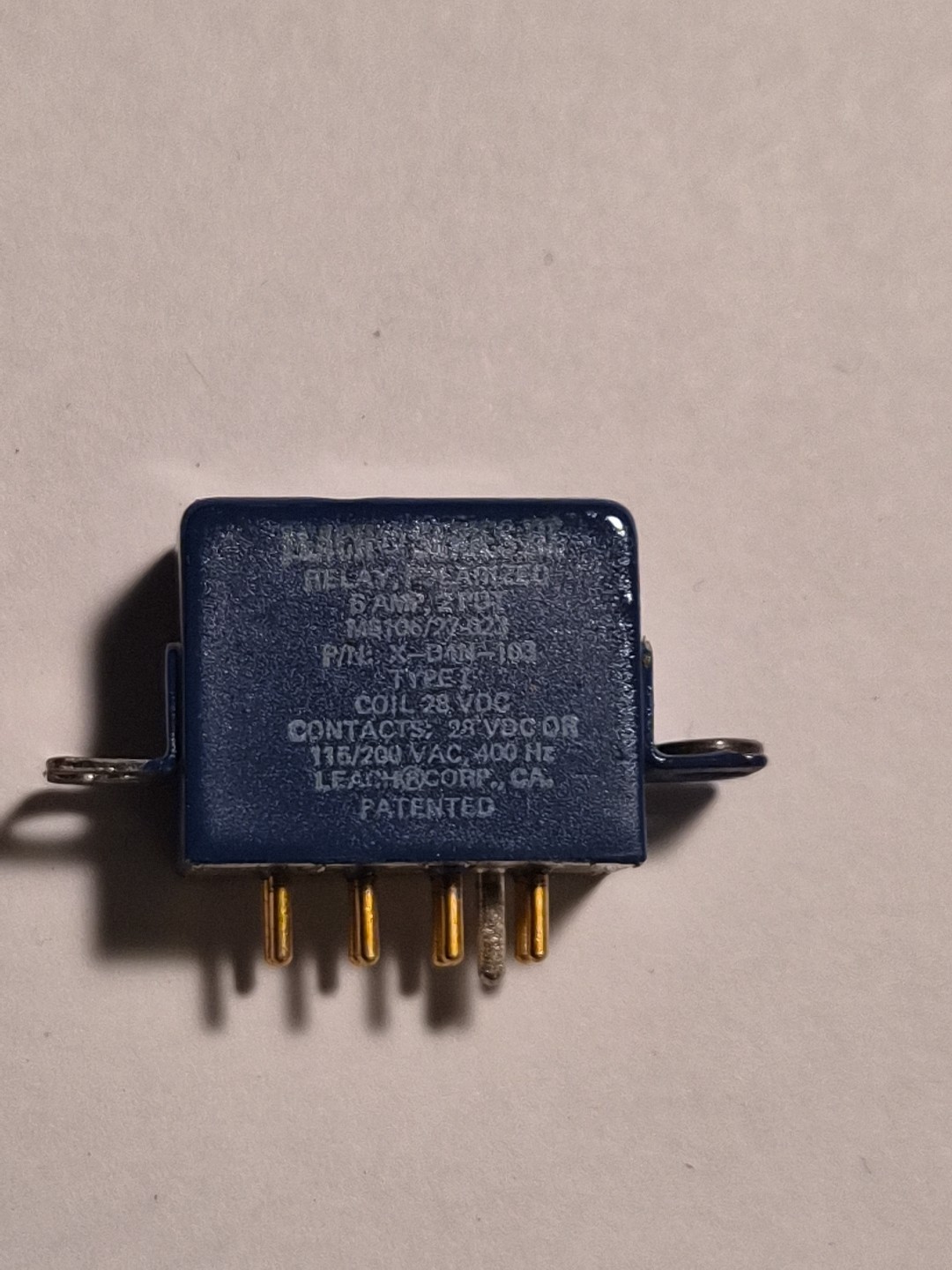 Leach Relay PN M6106/27-023, 2PDT, 28VDC Coil, 115/200VAC/28VDC, 5A, 400Hz NOS