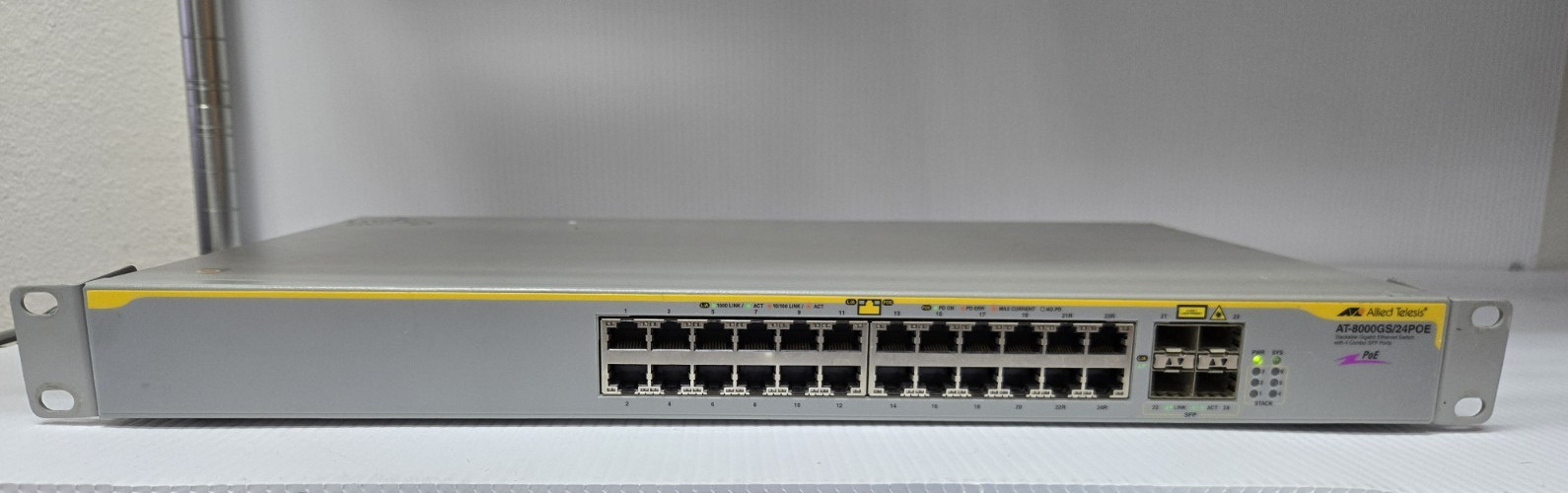 AT-8000GS/24POE-10 Allied Telesis 24-Ports 10/ 100/ 1000Base-T Stackable Etherne