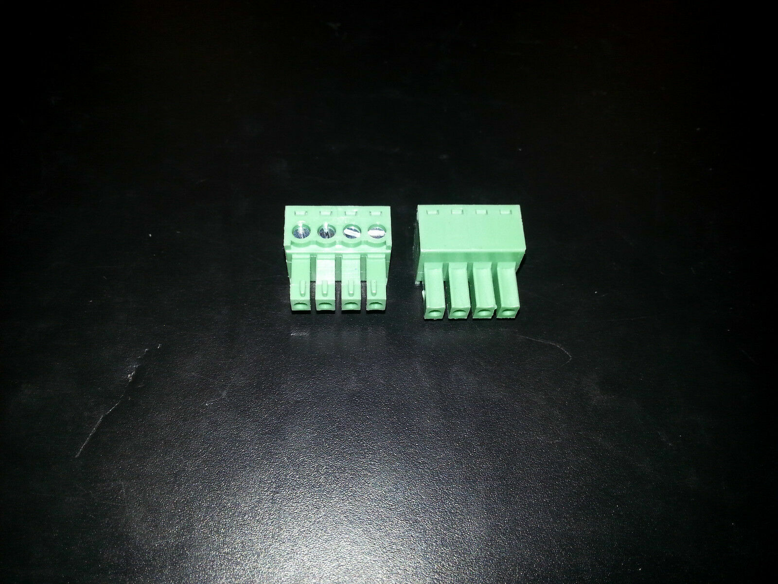 4-Pin Amplifier / Processor / Speaker / Power Plug AUDISON Bit One SRx VOCE SR