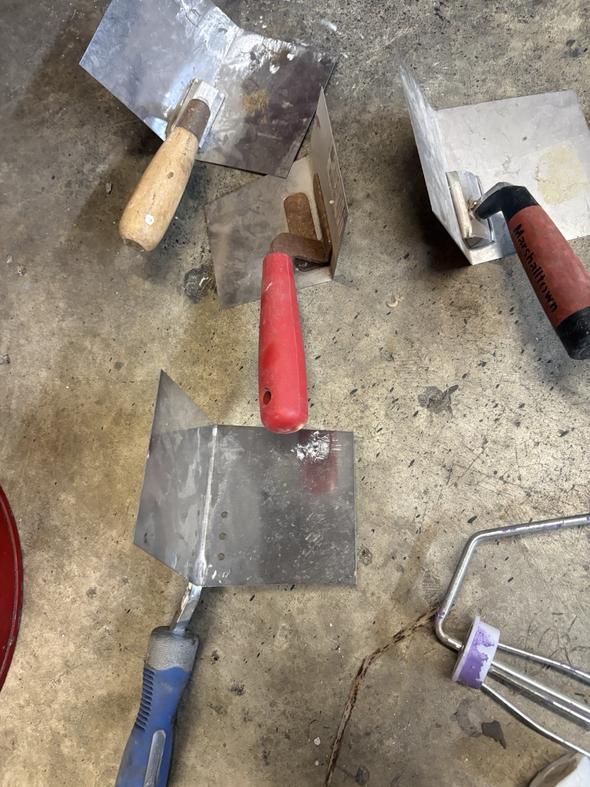 Outside Corner Trowels, Drywall Taping Tools , different style paint rollers LOT