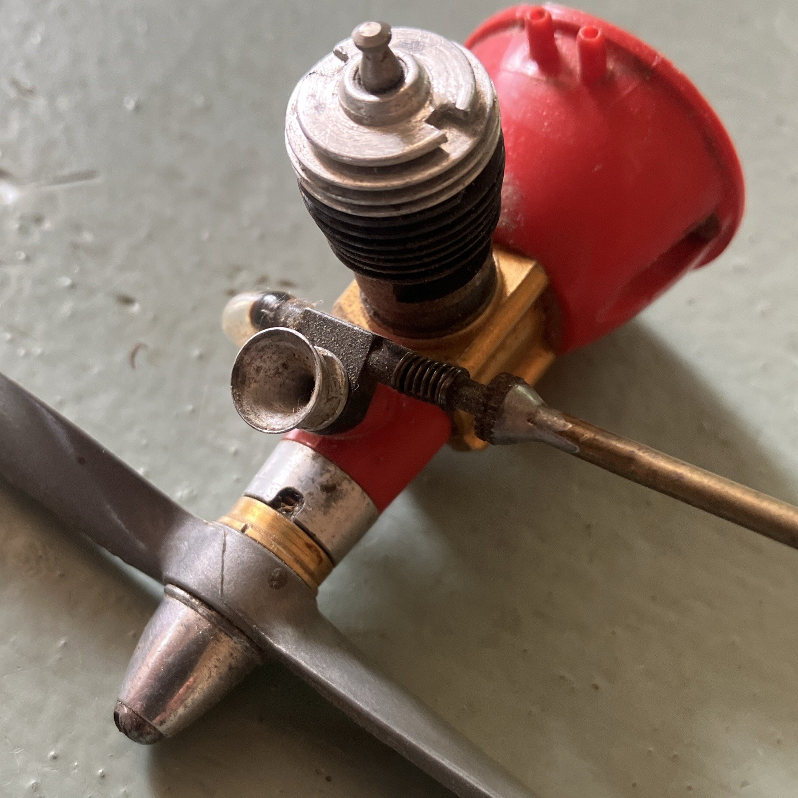 Cox .010 2-Stroke Glow/Nitro Model Airplane Engine w/ Prop & Spinner