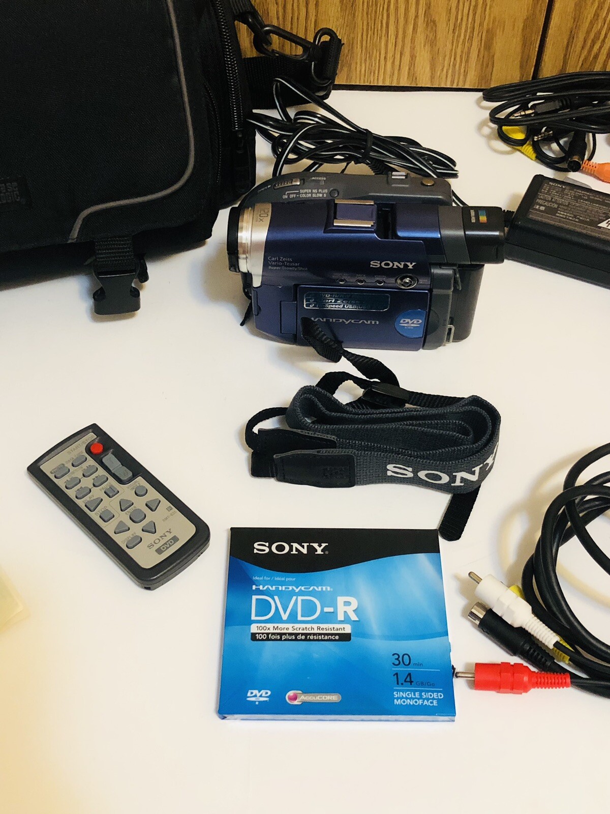 Sony HandyCam DCR-DVD UN TESTED