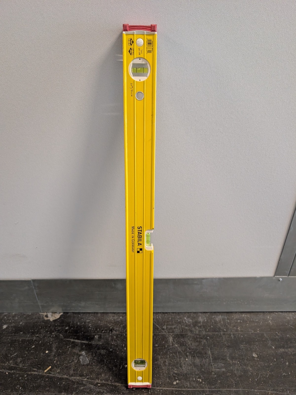 Stabila 38632 32 In. Magnetic Level