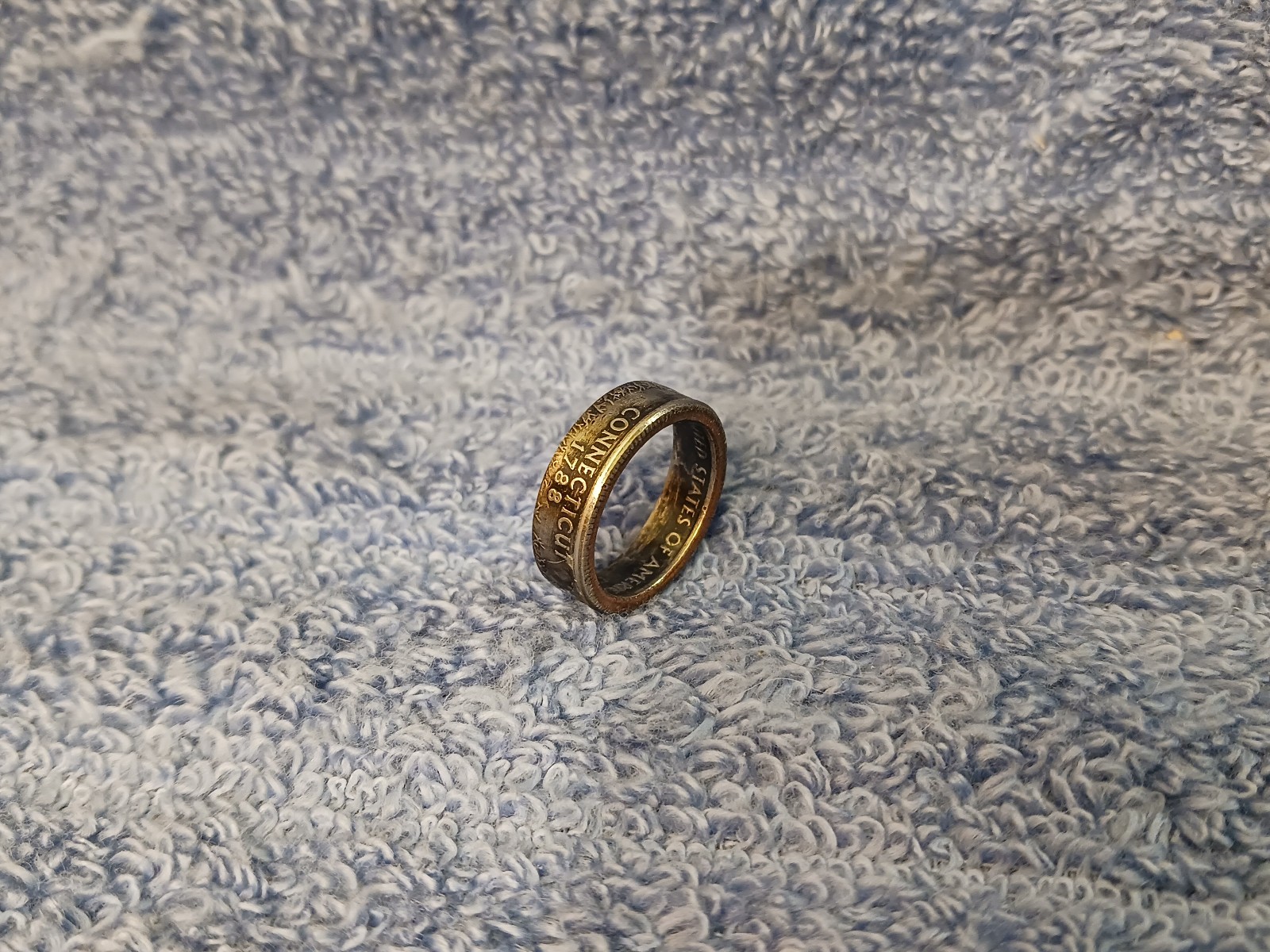 Connecticut 1999 Handcrafted Washington Quarters coin ring, size 6  #2