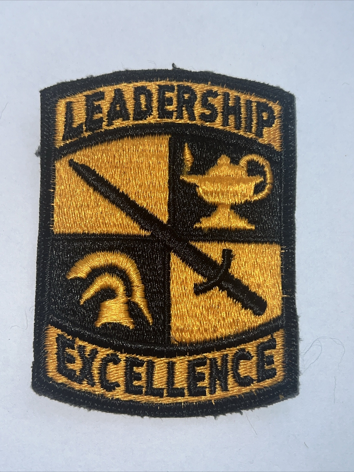 U.S. Army Leadership Excellence (ROTC) AGSU Sew-on Color Patch