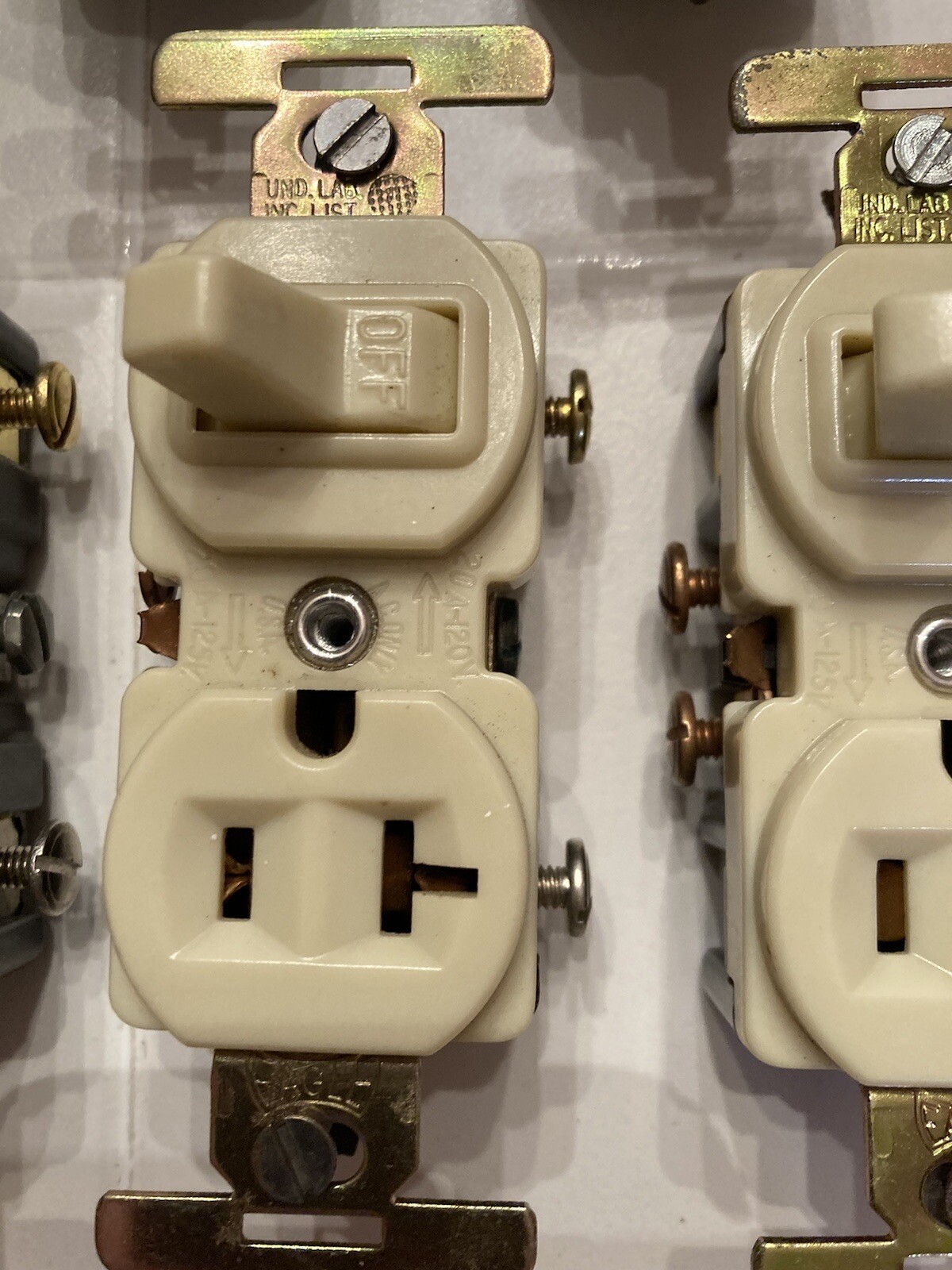 Lot Of 7, Eagle Duplex Combination Switch Outlets, Ivory, New