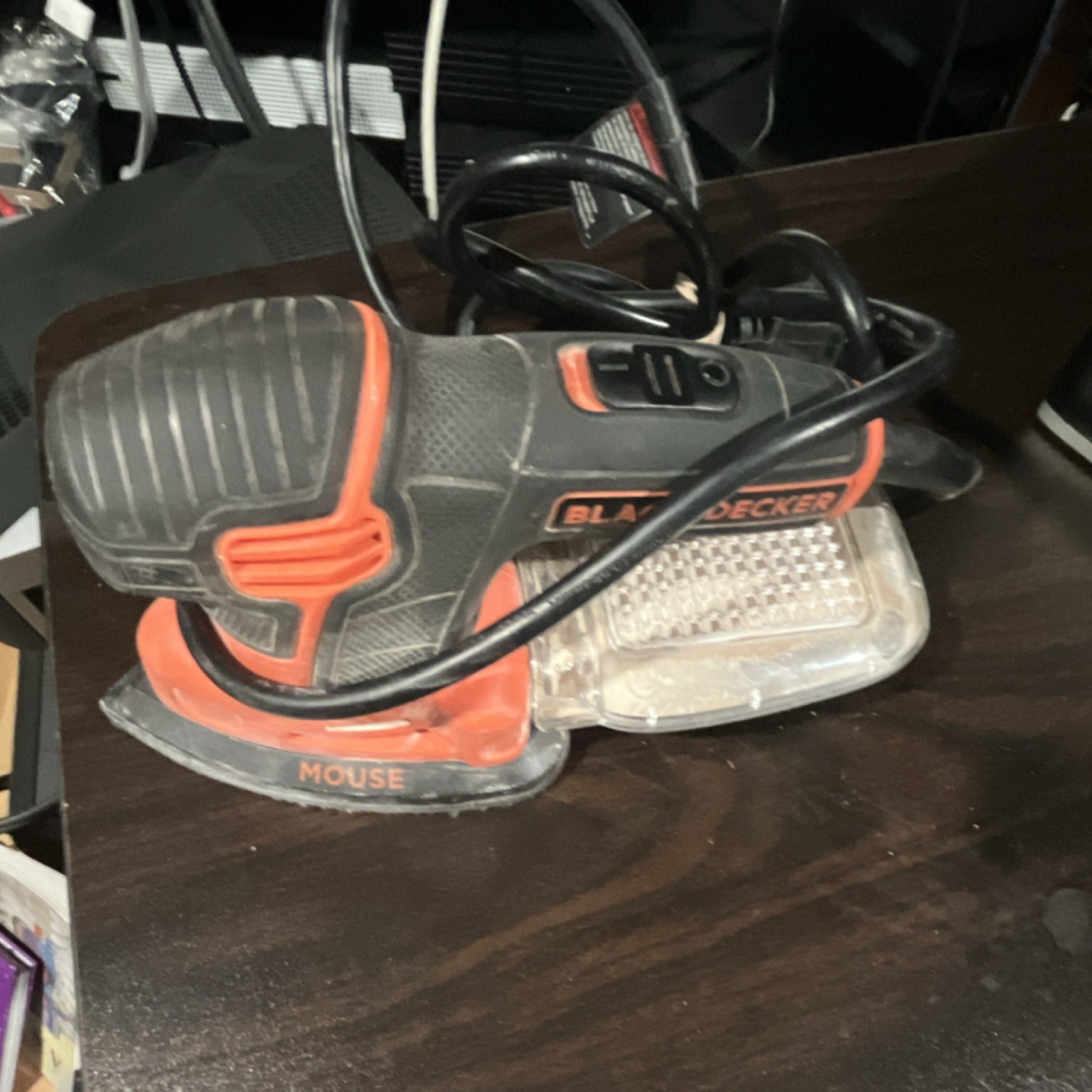 BLACK+DECKER Mouse Finishing Sander for Wood with Dust Collector