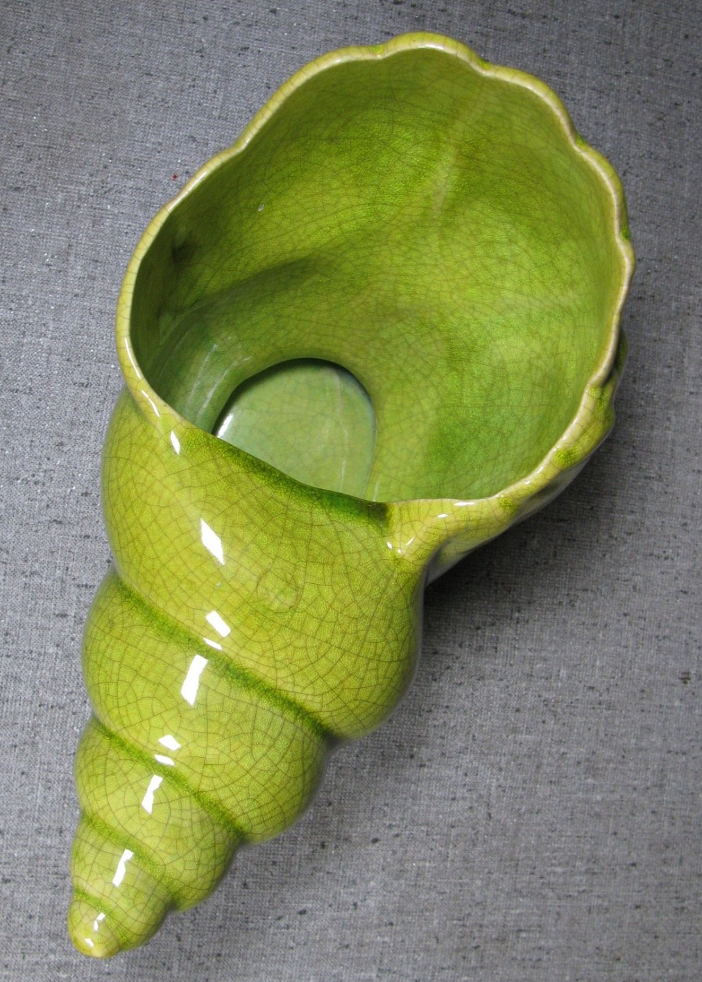 Boksburg East Pottery ? Lucia Ware Shell Shaped Planter Vase Green Crackle Glaze