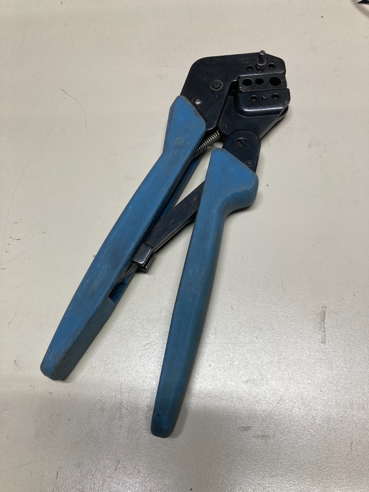 Amp Brand Wire Ratchet Crimper Electrician Tool B 9401 Rg 58/ Rg 59 Die