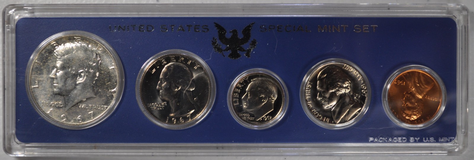 1967 UNITED STATES Special Mint Set 5 COINS with a 40%  Silver Kennedy 50c