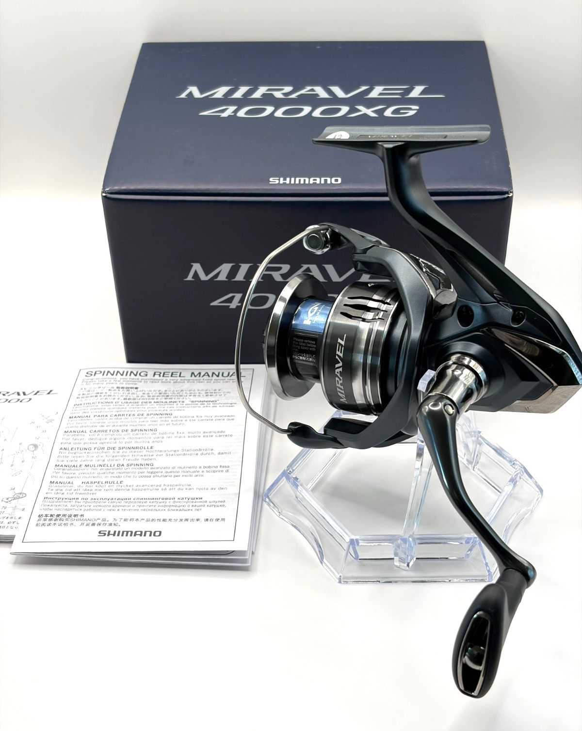 Shimano 22 MIRAVEL 4000XG Spinning Reel New w/ Box and Paper from Japan
