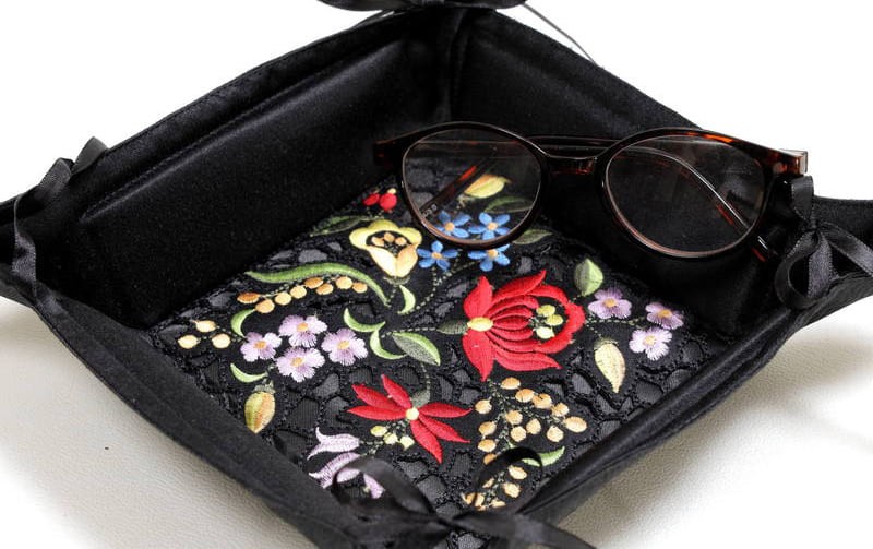 Embroidered Accessory Pouch (Approx. 24×24 cm)