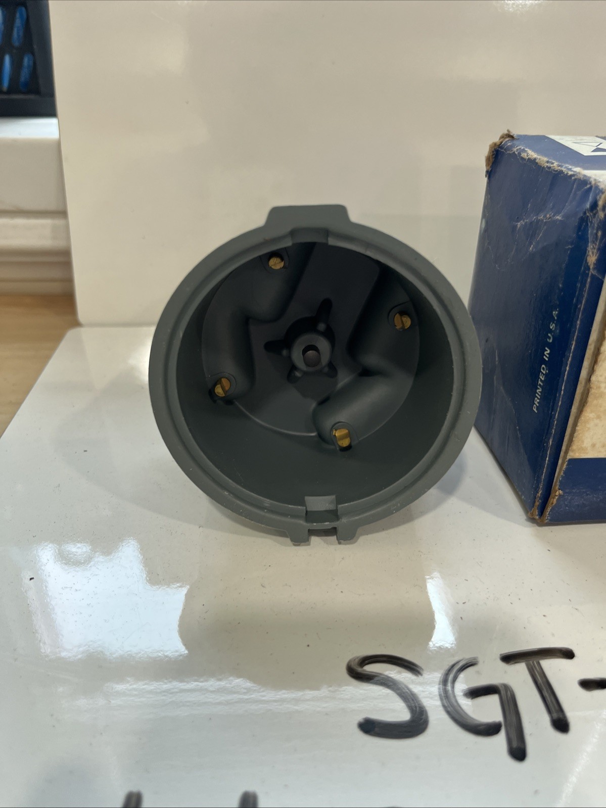 Guaranteed Parts Distributor Cap EP243