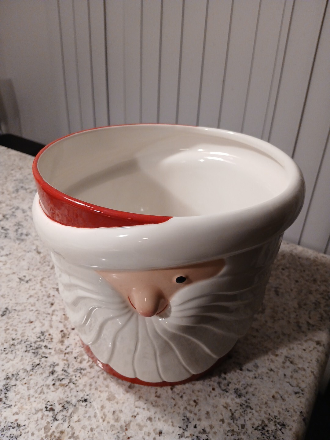 DEPT 56 LARGE SANTA CLAUS POINSETTIA/ PLANTER/ POT  7.5 X 8. GUC! (PLANT LOVER)