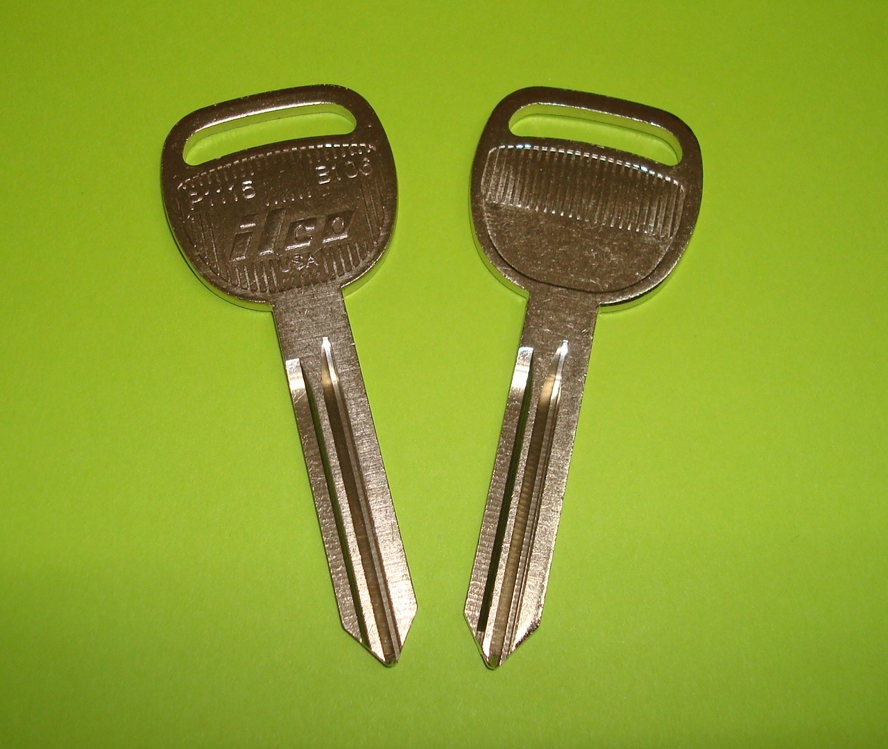 🔑 LOT OF 2 GM SATURN ION 2003 and up B106 / B109 / P1115 Mechanical Key (ILCO)