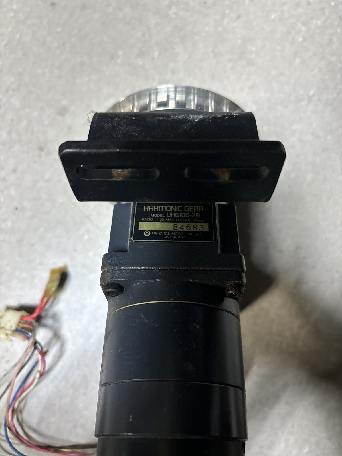 ORIENTAL MOTOR UPH566HG2-A-A25 5-Phase Vexta Stepping Motor Used