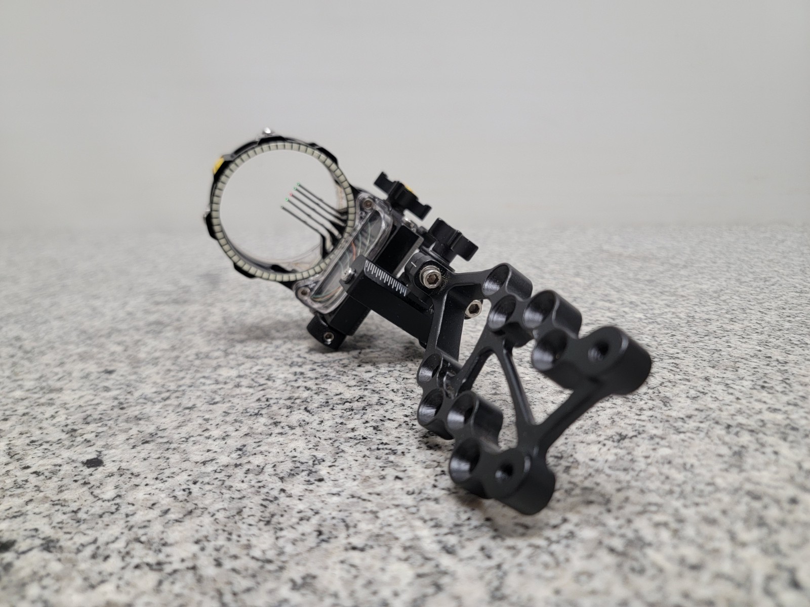 Trophy Ridge React Pro Bow Sight RH Black 5 Pins PLEASE READ DESCRIPTION