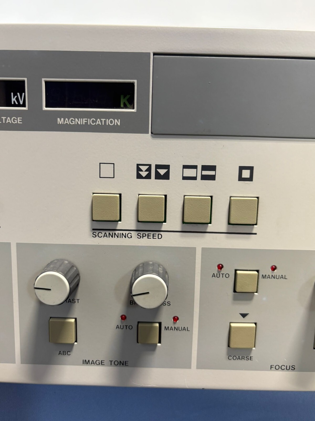 Hitachi SEM Scanning Electron Microscope S-2460N Control Panel Part 48E-0732