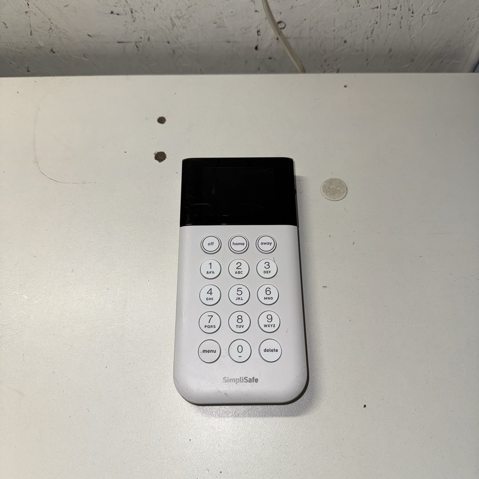 SimpliSafe SSKP3 Keypad White Wireless Touch-to-Wake Smash Safe