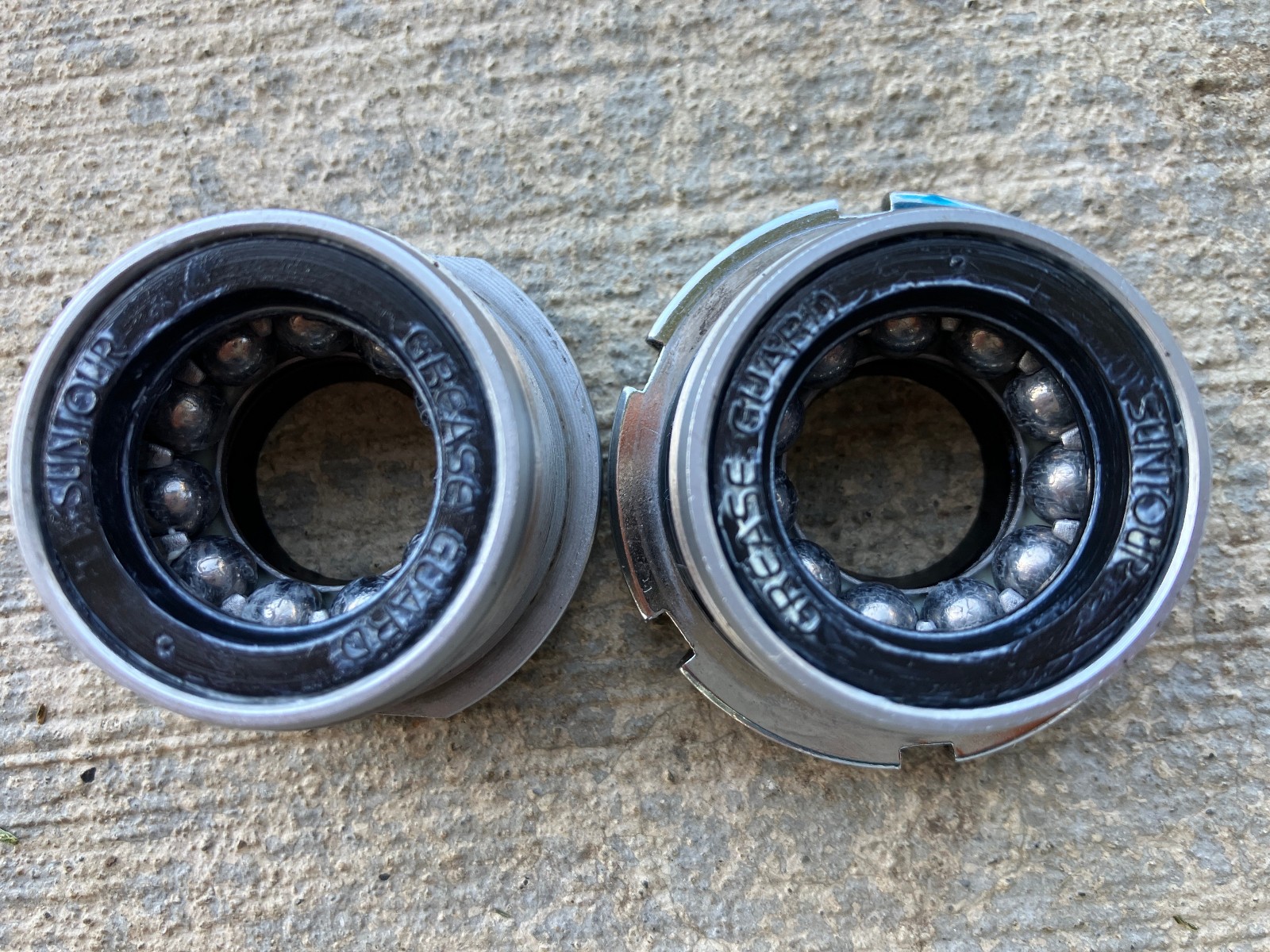 Suntour XC Pro Grease Guard Bottom Bracket