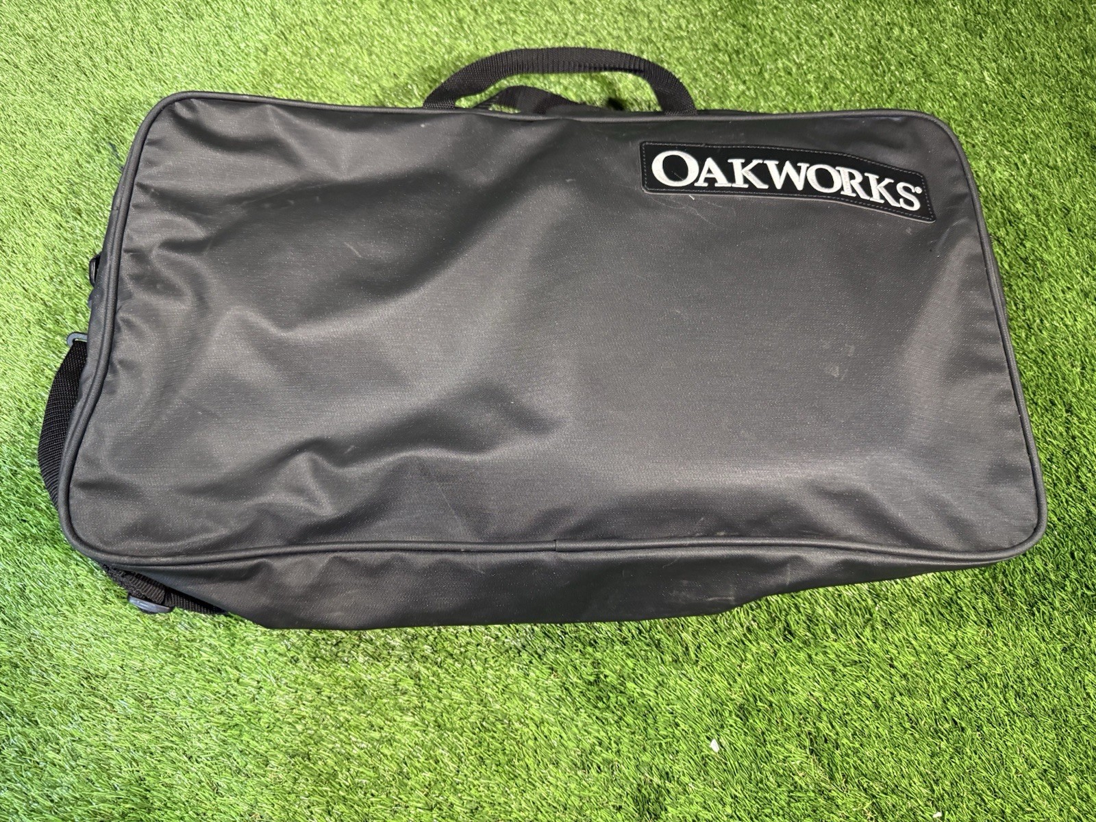 OAKWORKS Desktop Massage Portal Pro with Carry Case, Removable Face Cradle, etc