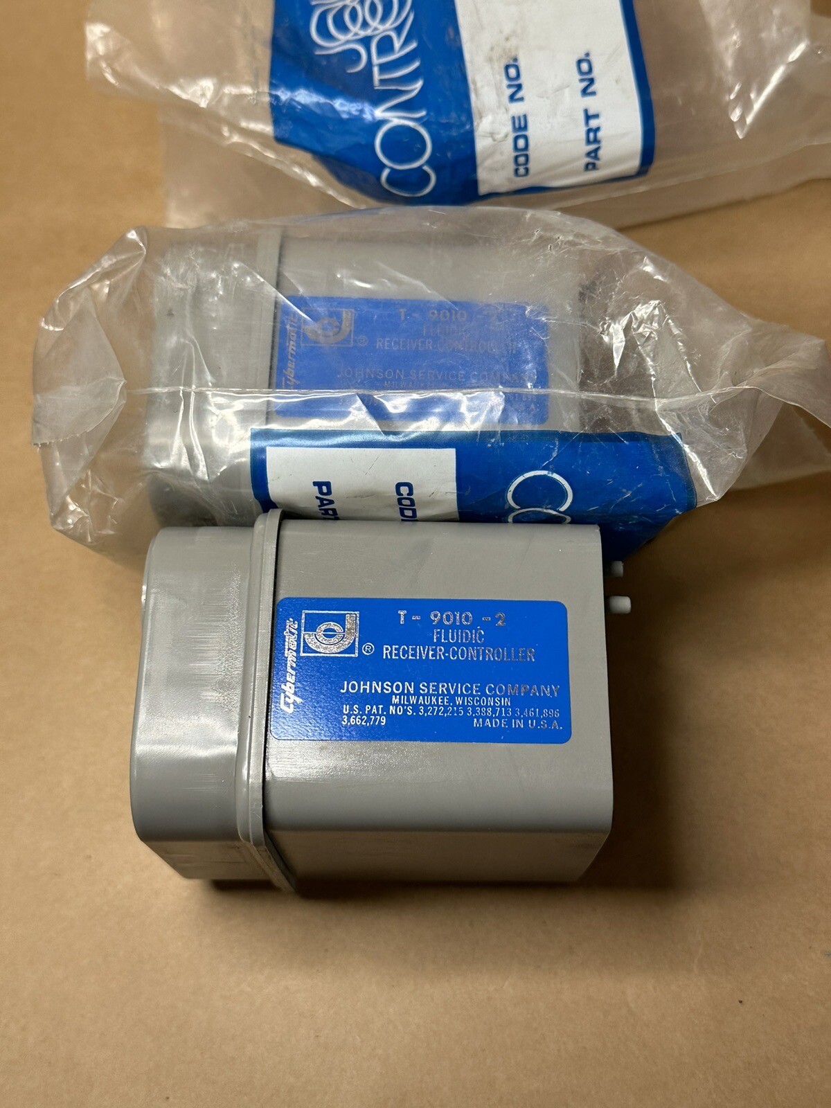 Cybermatic T-9020-2 Fluidic Receiver Controller. **LOT OF 2**