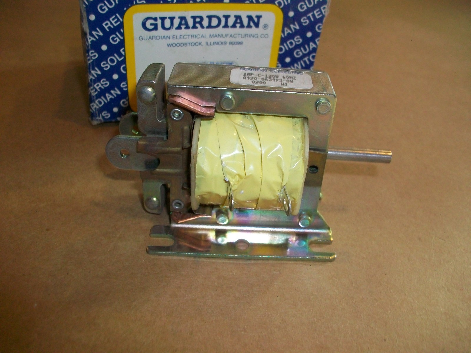 Guardian Solenoid 18P-C-120A      NEW IN BOX
