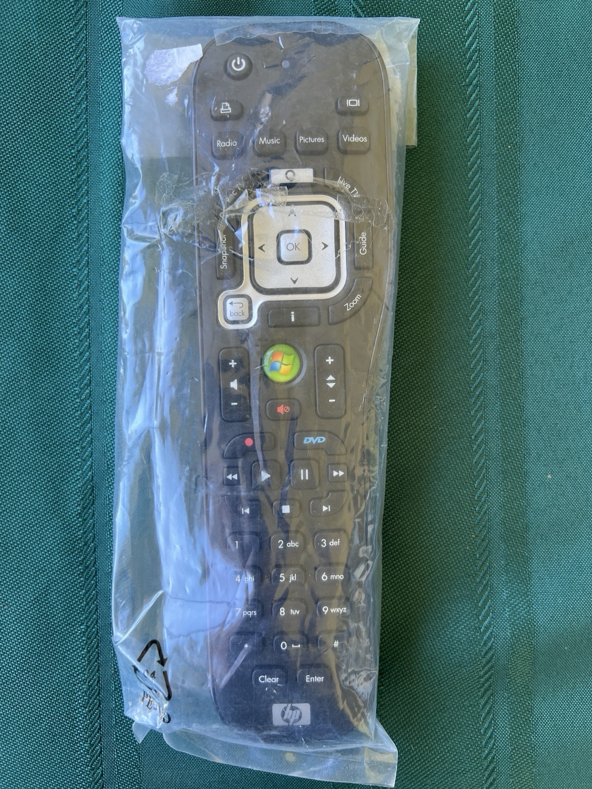 HP Combo Kit Microsoft Windows Media Center Remote Control + USB IR Receiver