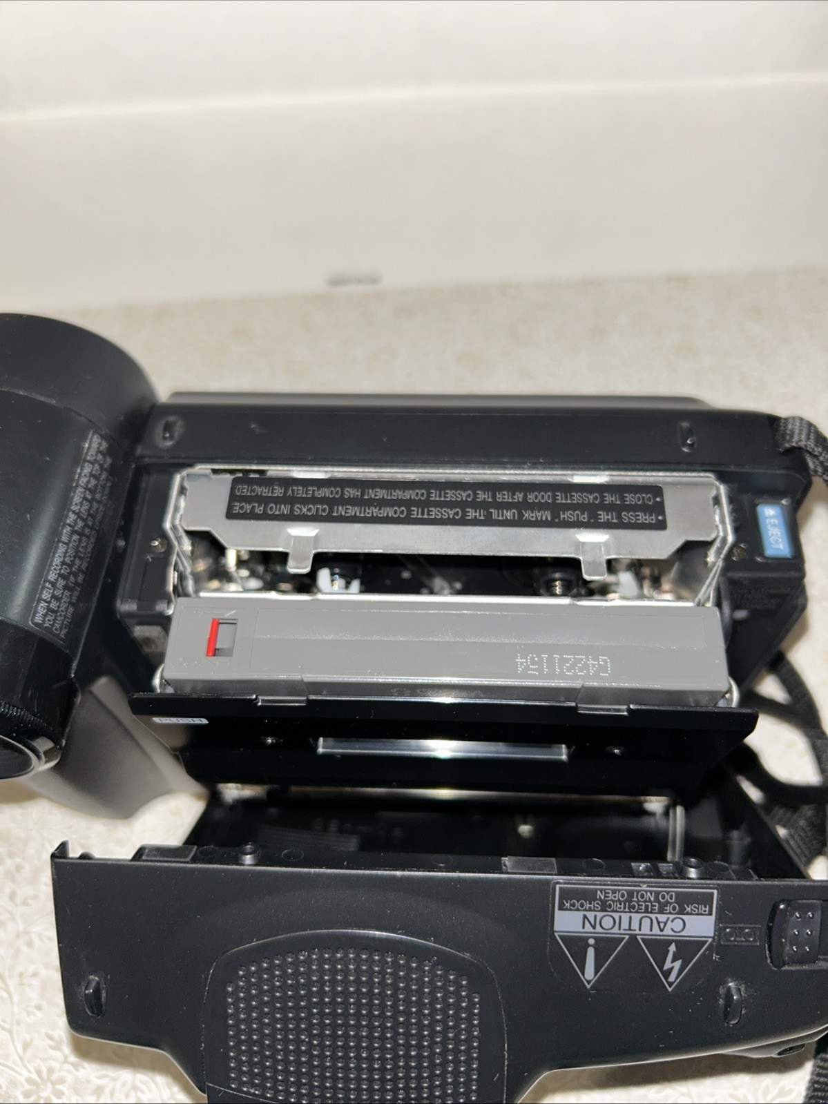 Sharp Liquid Crystal Video Camera Vl-E47 & Accessories