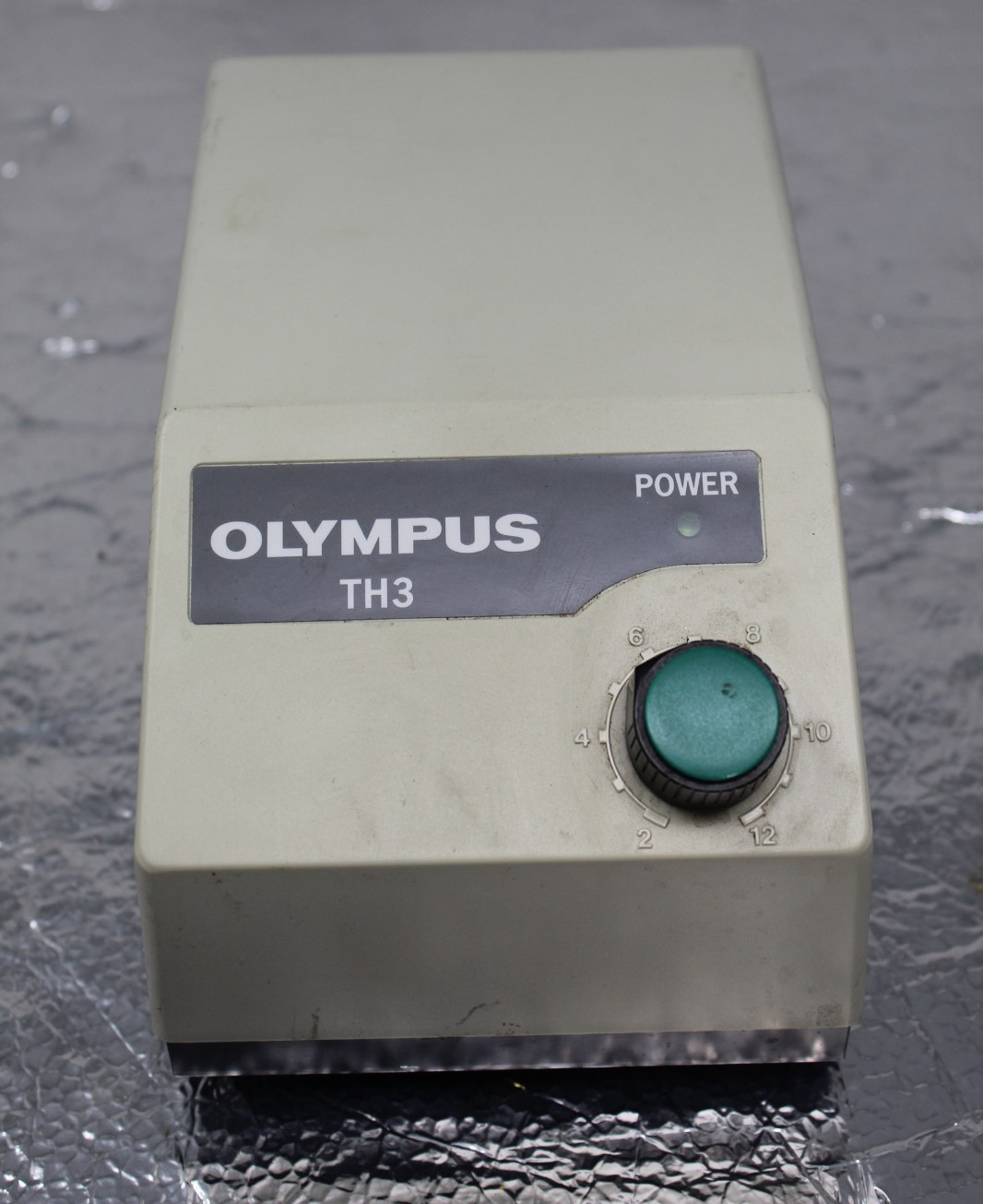 OLYMPUS OPTICAL TH3-100  (100-120V) HALOGEN LIGHT SOURCE POWER SUPPLY