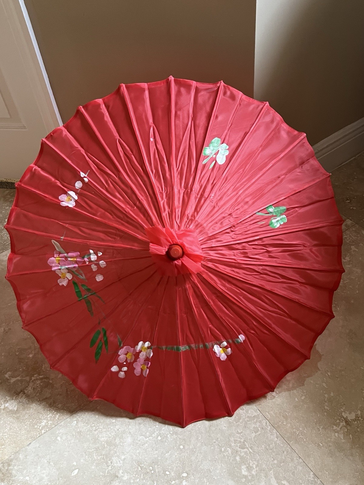 Red Japanese-Style Paper Parasol Umbrella Floral Pattern Wooden Handle Women