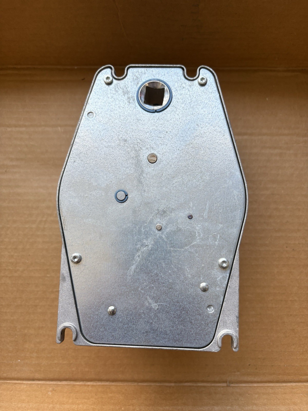 HONEYWELL TWO POSITION DIRECT COUPLED ACTUATOR ML4302F1008.