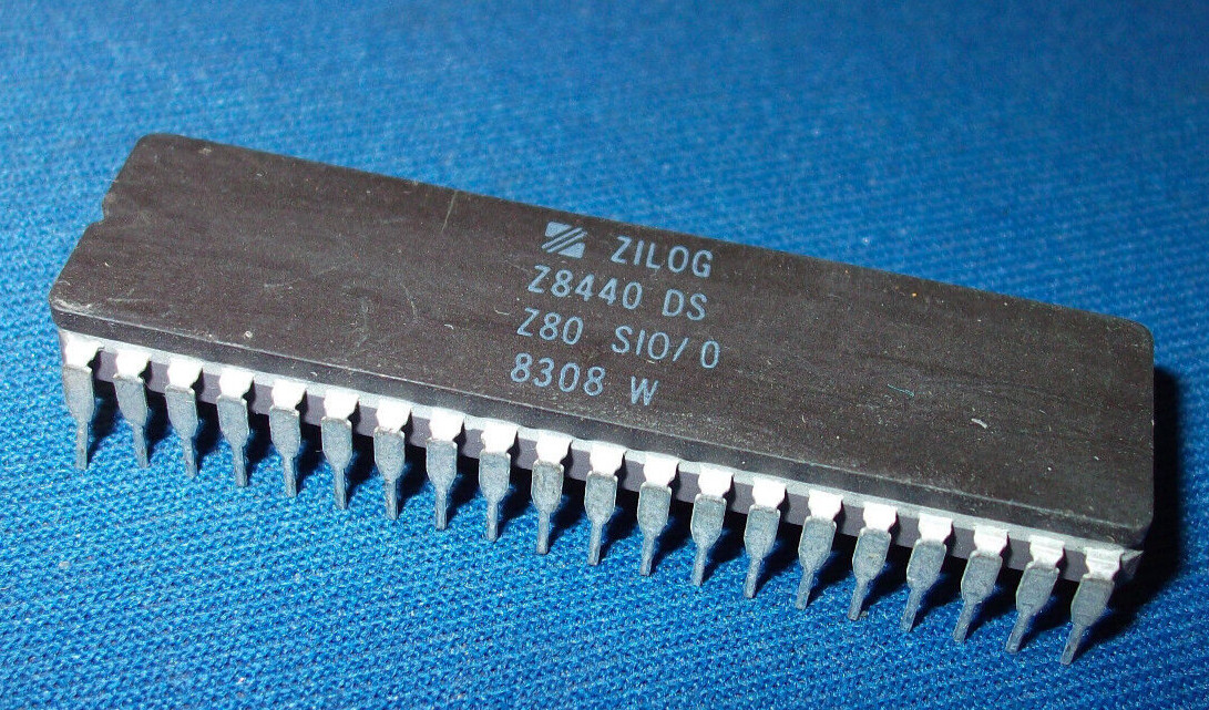 Z8440DS ZILOG 1984 Z80 SI0/0 40-PIN CERDIP Vintage Rare NOS COLLECTIBLE