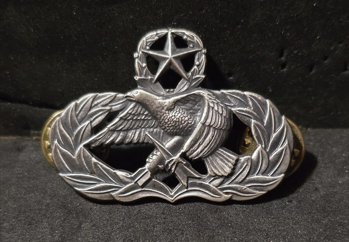 US Air Force Master Maintenance Occupational Badge