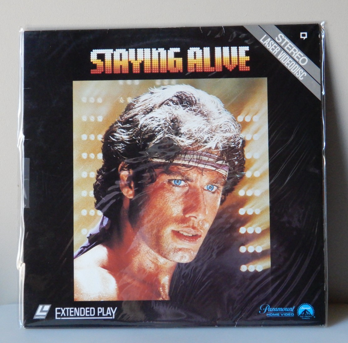 Staying Alive Laserdisc Movie Exp Play 1983, 96 min, John Travolta, BeeGees musi