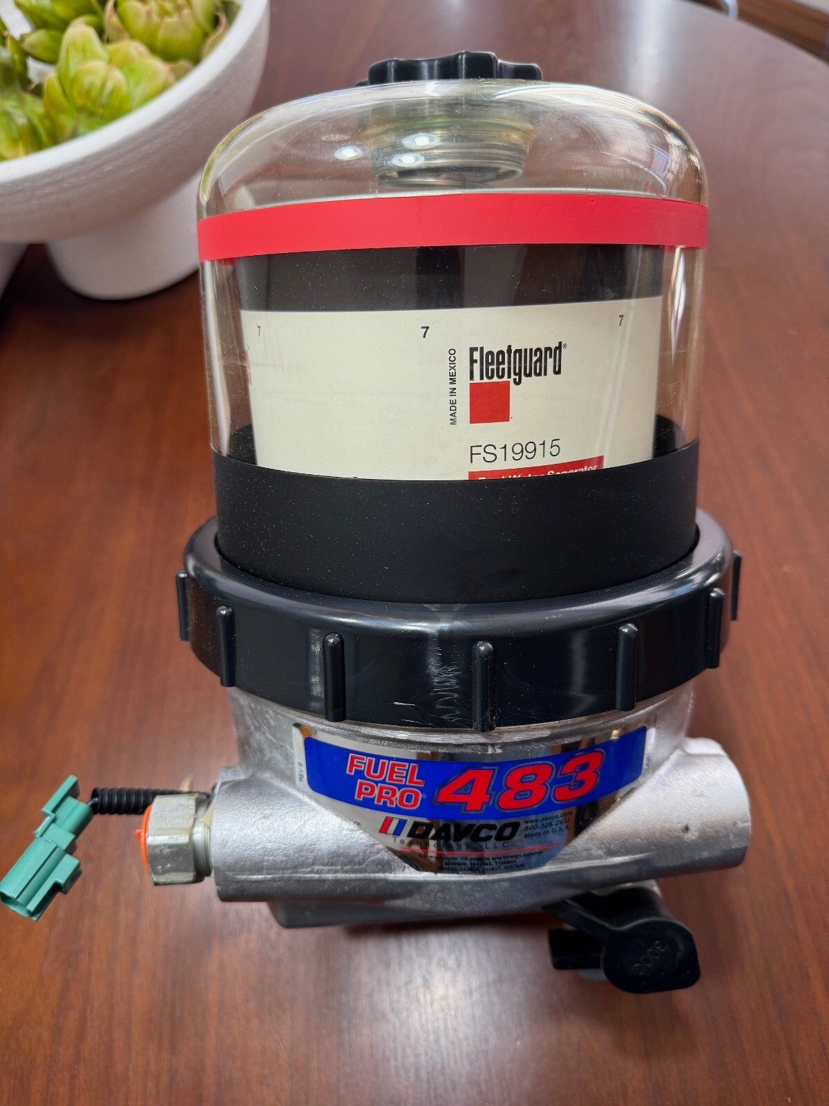 3768324C91 NEW OEM INTERNATIONAL DAVCO FUEL PRO 483 FILTER 483951NAVE-07