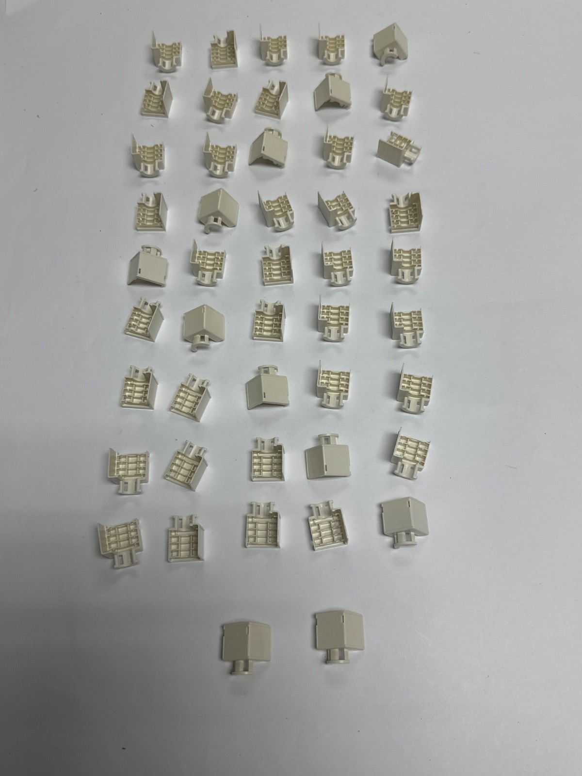 860459197 Commscope MPS Cap Kit - LP  47 pieces