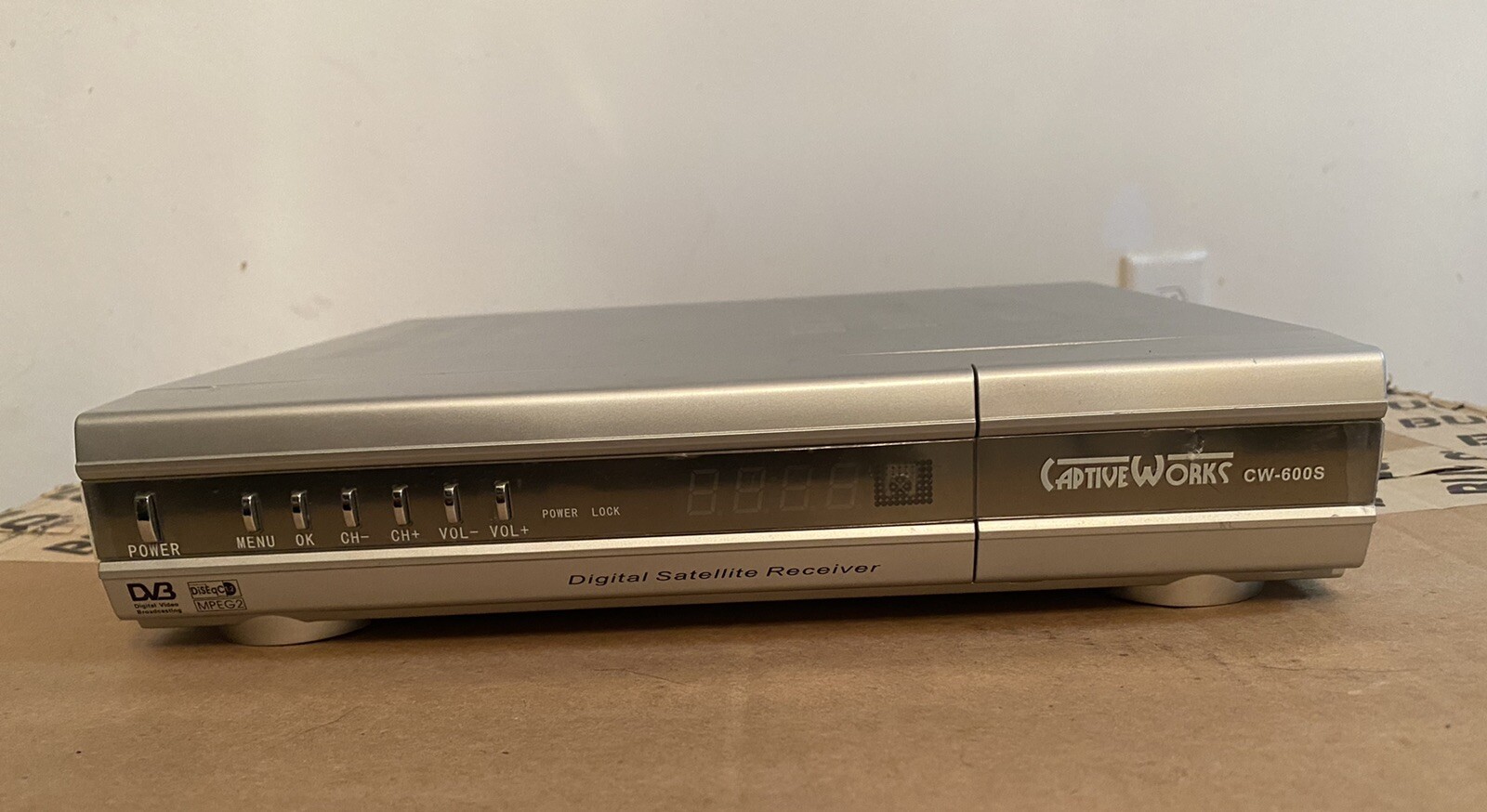 CaptiveWorks CW-600S Digital Satellite Receiver