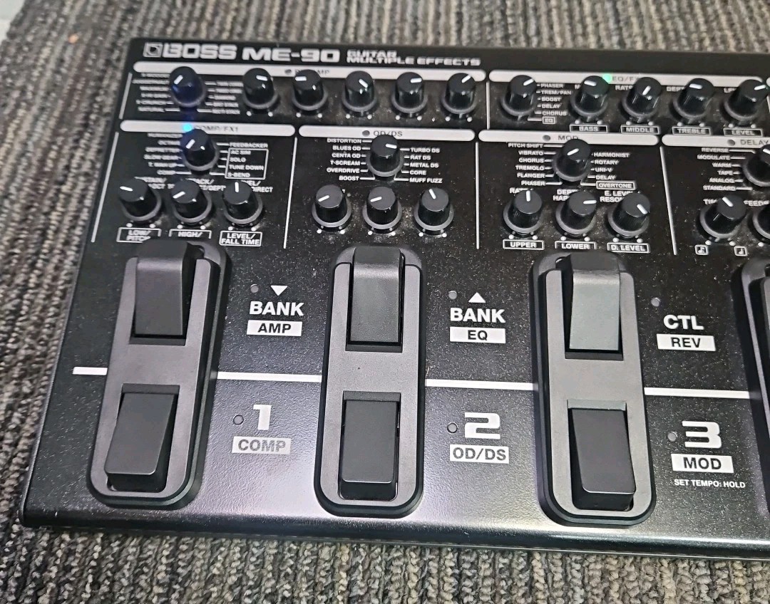 Boss ME-90 Guitar Multiple Effects Pedal - Black