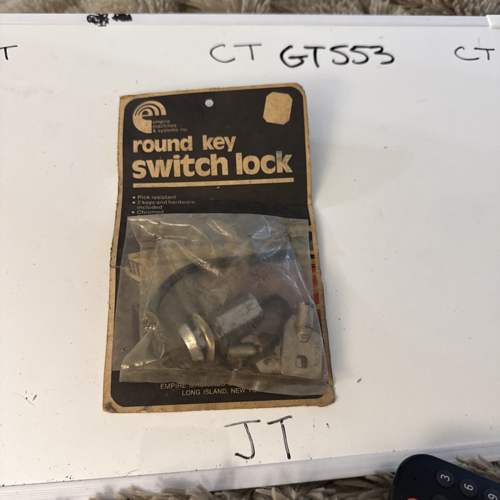 Empire Machines Round Key Switch