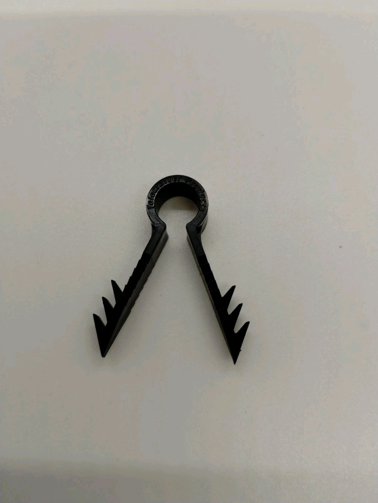 100 Telecrafter U6BK Black Standard Push-In Cable Clips for Coaxial Cable