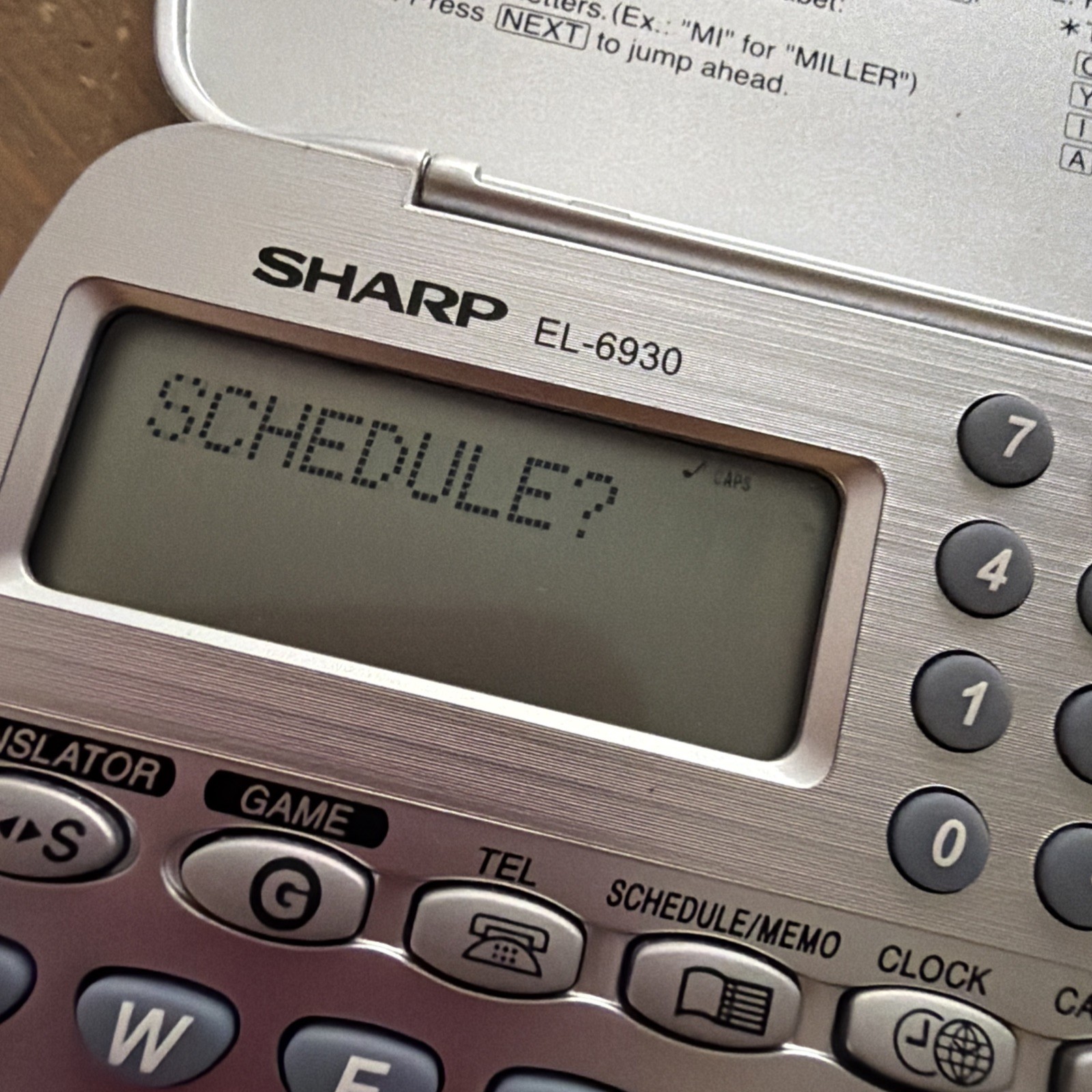 Sharp Memo Master EL-6930 Electronic Organizer Phone Book PDA Translator