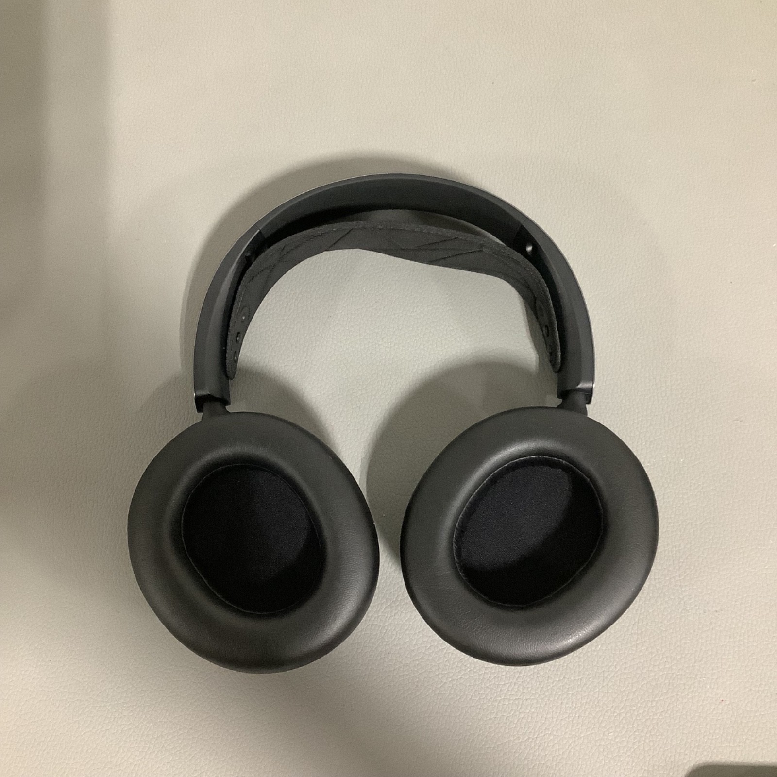 SteelSeries Arctis Nova Pro Wired Xbox Multi-System Gaming Headset